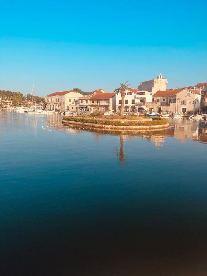 B&B 366 Vrboska Kültér fotó